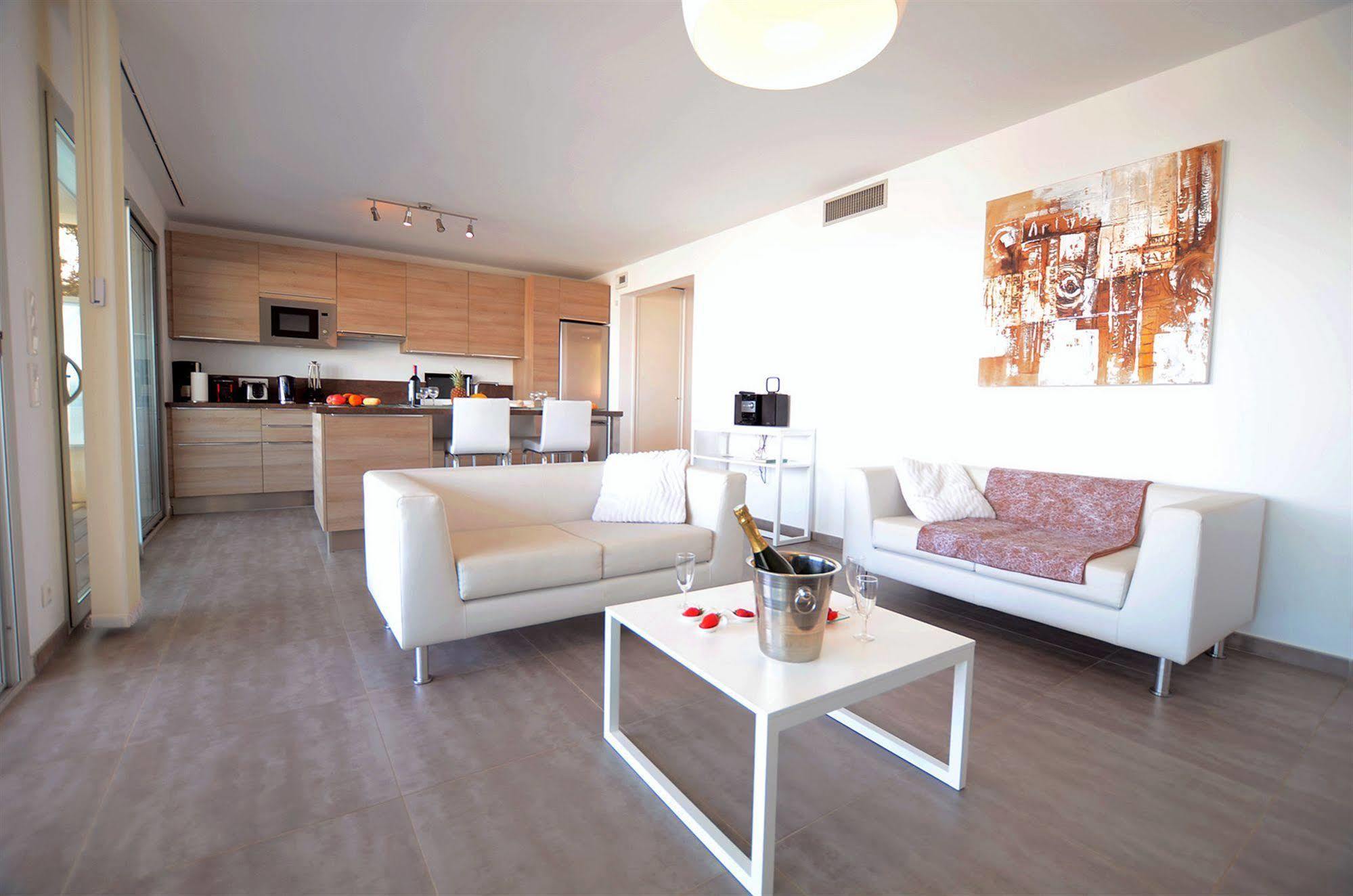 Residence Dary Л'Іль-Русс Екстер'єр фото
